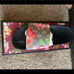 Brand new Gucci Floral slides